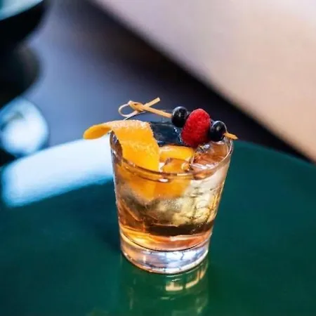 Hanza Tower Luxury Sauna Jacuzi Pool Lejlighed