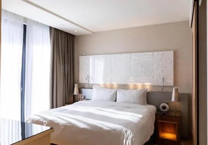 Hanza Tower Luxury Sauna Jacuzi Pool Apartment *